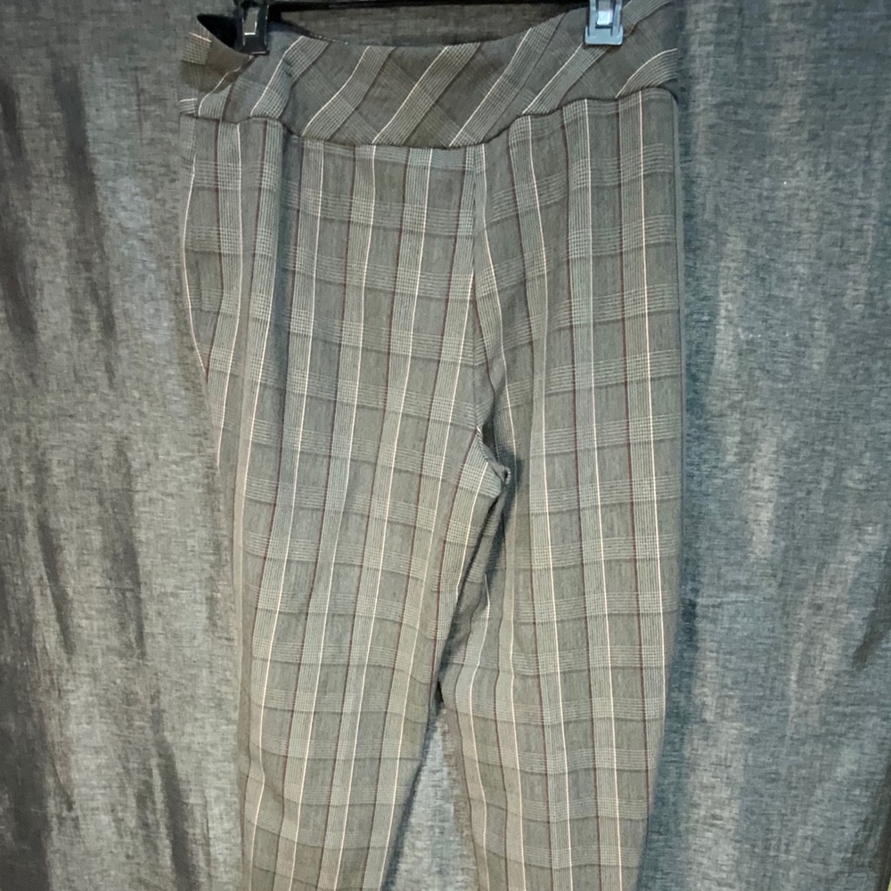 Investments pull on Pants slacks sz 12 Regular Plaid EUC